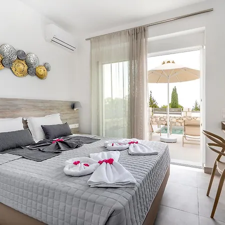Villa Gems Jenádi