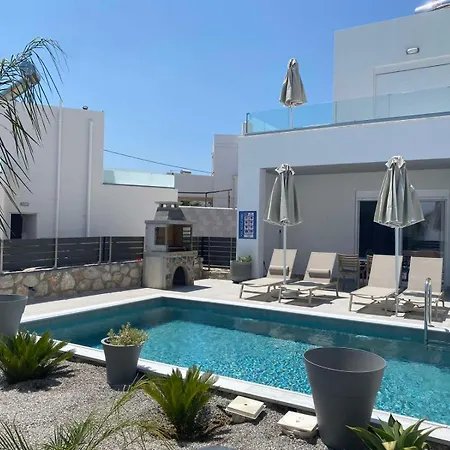 Gems Villa Jenádi